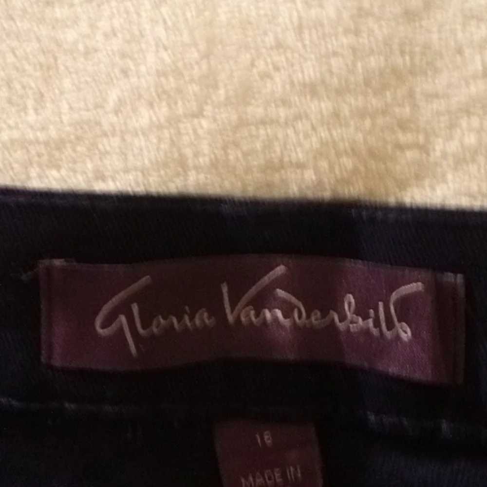 GLORIA VANDERBILT CLASSIC FIT WOMENS SIZE 16 JEANS - Picture 7 of 10
